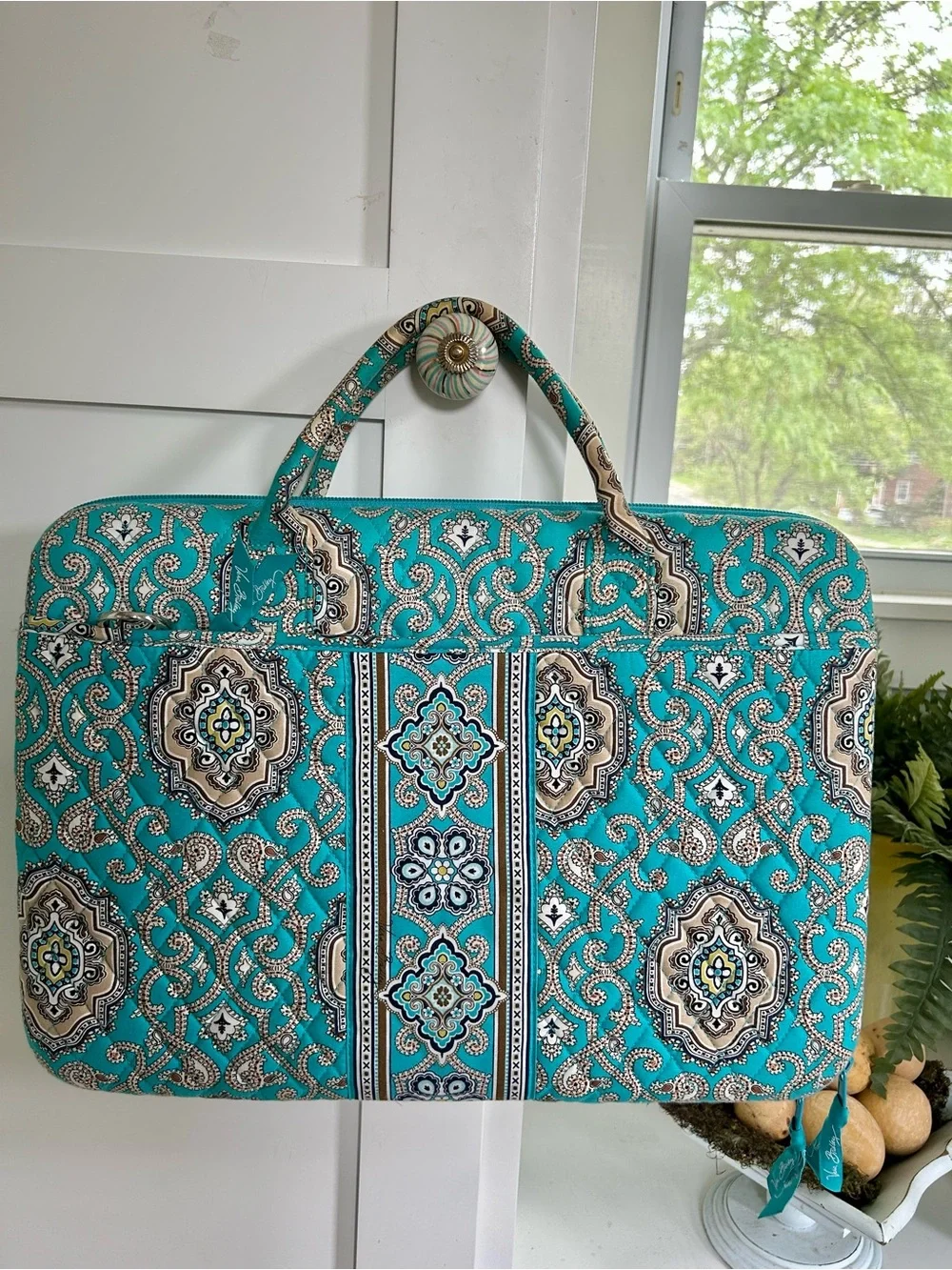 Vera Bradley “Totally Turq” Laptop Case. Turquoise/Brown Paisley Pattern.